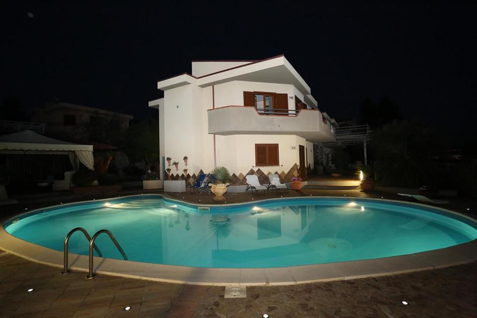 Agapantus Bed & Breakfast Bed and Breakfast Diamante Εξωτερικό φωτογραφία